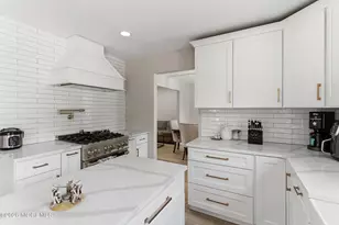 374 Mounts Mills Road E, Monroe Township, NJ 08831 - Photo 10