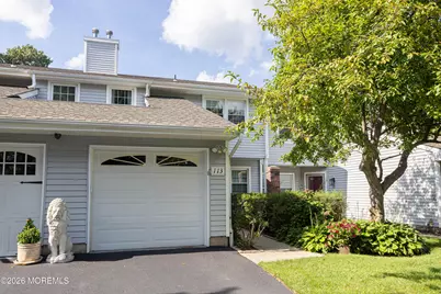 113 Woodmere Drive #502, Sayreville, NJ 08859 - Photo 2