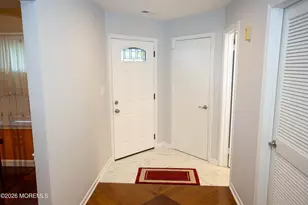 113 Woodmere Dr, Sayreville, NJ 08859 - Photo 10