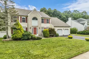 383 Meadowood Rd, Jackson, NJ 08527 - Photo 2