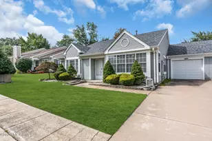 978 A Thornbury Ln, Manchester Township, NJ 08759 - Photo 1