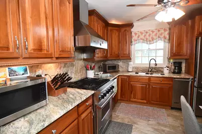 902 10th Street, Keyport, NJ 07735 - Photo 14