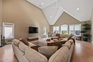 3 Landmark Ln, Marlboro Township, NJ 07746 - Photo 12