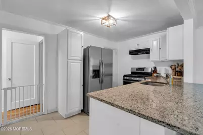 63 Madison Avenue, Red Bank, NJ 07701 - Photo 24