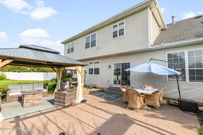 22 Cliffwood Drive, Allentown, NJ 08501 - Photo 6