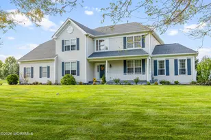 22 Cliffwood Dr, Allentown, NJ 08501 - Photo 2