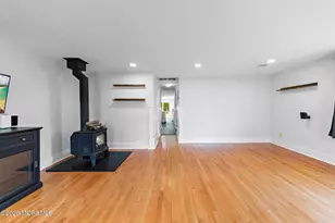 108 Hamilton Ave, Leonardo, NJ 07737 - Photo 6