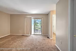 7 Stuart Dr, Freehold, NJ 07728 - Photo 14
