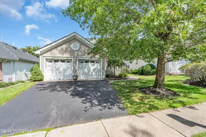 23 Summerwinds Drive, Lakewood, NJ 08701 - Photo 2