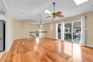 96 Tulip Ln, Freehold, NJ 07728 - Photo 10