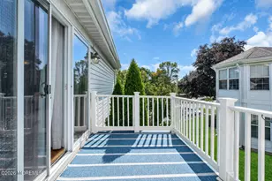 96 Tulip Ln, Freehold, NJ 07728 - Photo 30