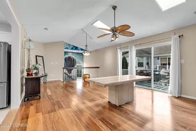 96 Tulip Lane, Freehold, NJ 07728 - Photo 8