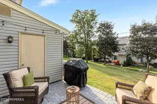 52 Aberdare Ct, Freehold, NJ 07728 - Photo 20