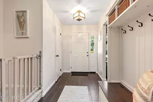 52 Aberdare Ct, Freehold, NJ 07728 - Photo 2