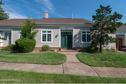 39 Winthrop Road #39B, Monroe Township, NJ 08831 - Photo 1