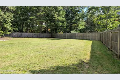 550 S 8th Avenue, Galloway, NJ 08205 - Photo 4