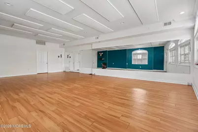 622 Main Street, Avon by the Sea, NJ 07717 - Photo 8