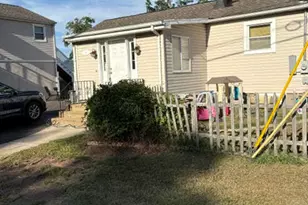 137 Port Monmouth Rd, Keansburg, NJ 07734 - Photo 2