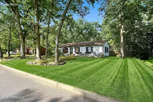 726 Lake Barnegat Dr N, Lanoka Harbor, NJ 08734 - Photo 2