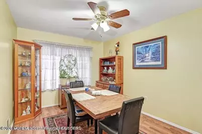 603 Holly Drive, Perth Amboy, NJ 08861 - Photo 6