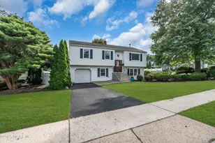 2 Colony Ct, Hazlet Township, NJ 07730 - Photo 2