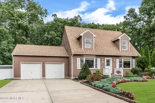 191 Edgemere Ct, Toms River Township, NJ 08755 - Photo 2