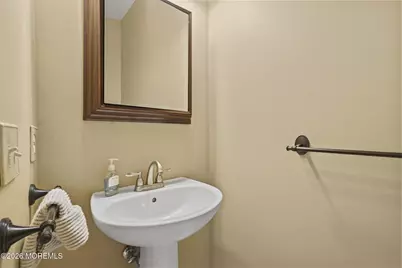 17 Saint Johns Drive, Freehold, NJ 07728 - Photo 20