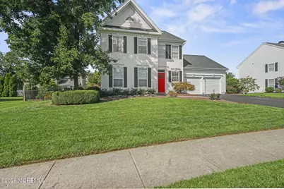 17 Saint Johns Drive, Freehold, NJ 07728 - Photo 4