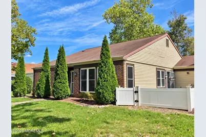 915A Liverpool Circle, Manchester Township, NJ 08759 - Photo 2
