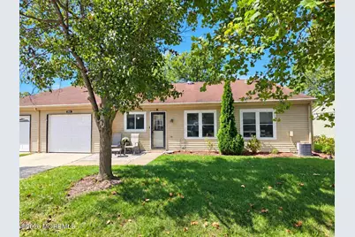 915A Liverpool Circle, Manchester Township, NJ 08759 - Photo 4