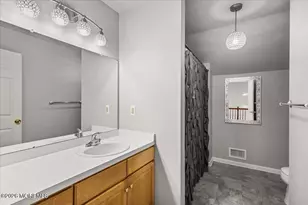 25 Paceview Dr, Howell Township, NJ 07731 - Photo 36