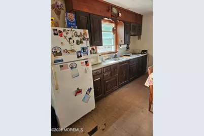 2411 6th Avenue, Toms River Township, NJ 08753 - Photo 10
