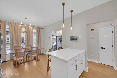 41 W Aspen Way, Aberdeen Township, NJ 07747 - Photo 4
