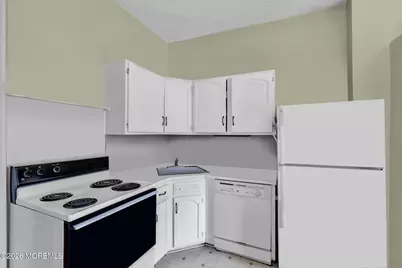300 Broad Street, Red Bank, NJ 07701 - Photo 22