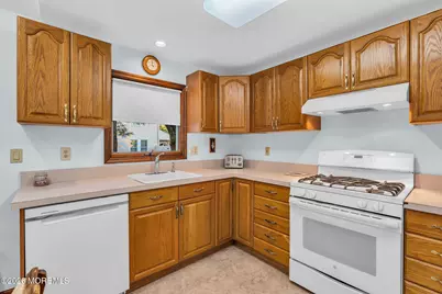 1003 4th Avenue, Wall Township, NJ 07719 - Photo 12
