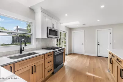 28 Fayette Lane, Matawan, NJ 07747 - Photo 16