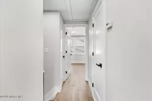 28 Fayette Ln, Matawan, NJ 07747 - Photo 20