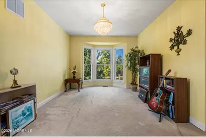 10 Huxley Court, Marlboro Township, NJ 07746 - Photo 28