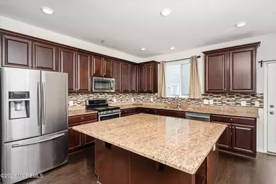 21 Green Street, North Brunswick Township, NJ 08902 - Photo 12