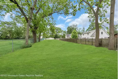 370 W Park Avenue, Oakhurst, NJ 07755 - Photo 30