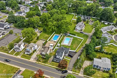 370 W Park Avenue, Oakhurst, NJ 07755 - Photo 34