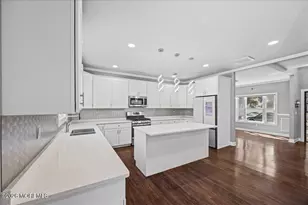 87 Fulton St, Keyport, NJ 07735 - Photo 6