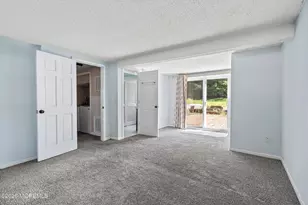 24 Murdock Pl, Jackson, NJ 08527 - Photo 12