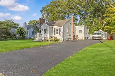 15 Chestnut Street, Waretown, NJ 08758 - Photo 2