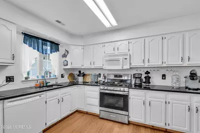 21 S Baker Drive, Jackson, NJ 08527 - Photo 8