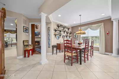 23 W Parsonage Way, Manalapan Township, NJ 07726 - Photo 10
