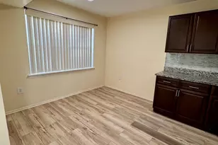 1202 Green Hollow Dr, Iselin, NJ 08830 - Photo 12