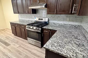 1202 Green Hollow Dr, Iselin, NJ 08830 - Photo 10