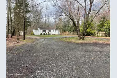 13 Fillmore Road, Millstone Township, NJ 08510 - Photo 2