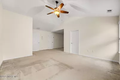 28 Santa Rosa Lane, Tinton Falls, NJ 07753 - Photo 18